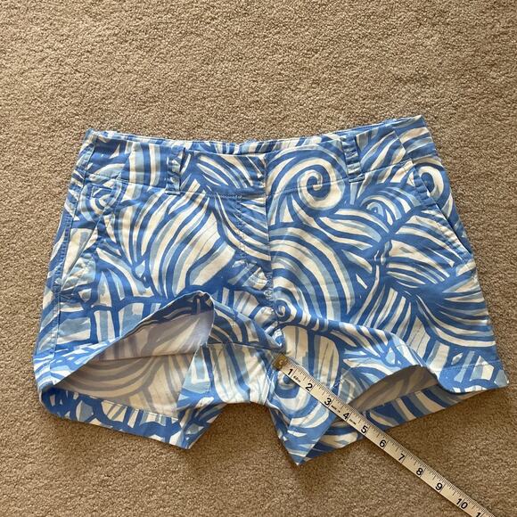 Vineyard Vines Womens Blue White Swirl Print 3.5" Chino Shorts Sz 4 Beach Resort - Picture 7 of 7